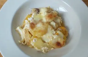 hagyományos rakott krumpli kolbásszal