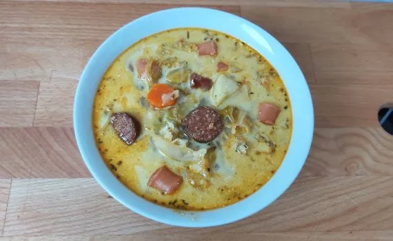 magyaros frankfurti leves